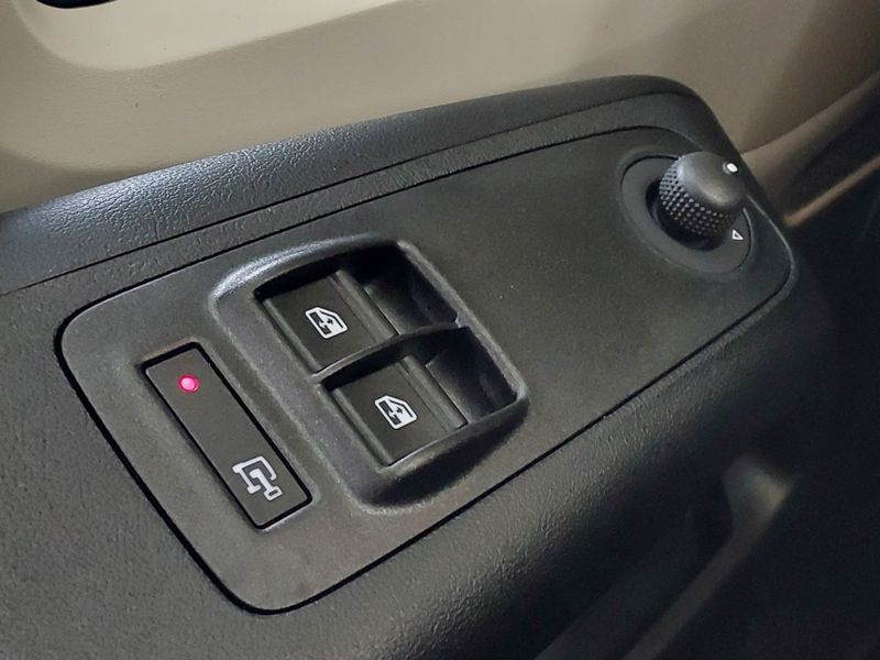 Fiat DUCATO 2.2 BLUEHDI DIESEL MAXICARGO MANUAL 2025/2026 BETIOLO NOVOS E SEMINOVOS LAJEADO / Carros no Vale Fiat DUCATO 2.2 BLUEHDI DIESEL MAXICARGO MANUAL 2025/2026 BETIOLO NOVOS E SEMINOVOS LAJEADO / Carros no Vale