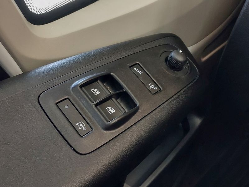 Fiat DUCATO 2.2 BLUEHDI DIESEL MINIBUS LUXO MANUAL 2025/2026 BETIOLO NOVOS E SEMINOVOS LAJEADO / Carros no Vale Fiat DUCATO 2.2 BLUEHDI DIESEL MINIBUS LUXO MANUAL 2025/2026 BETIOLO NOVOS E SEMINOVOS LAJEADO / Carros no Vale