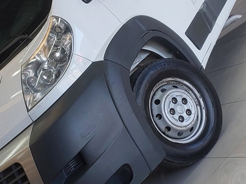 Fiat DUCATO 2.3 MULTIJET DIESEL CARGO CURTO MANUAL 2017/2018 BETIOLO NOVOS E SEMINOVOS LAJEADO / Carros no Vale Fiat DUCATO 2.3 MULTIJET DIESEL CARGO CURTO MANUAL 2017/2018 BETIOLO NOVOS E SEMINOVOS LAJEADO / Carros no Vale