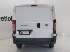 Fiat DUCATO 2.3 MULTIJET DIESEL CARGO CURTO MANUAL 2017/2018 BETIOLO NOVOS E SEMINOVOS LAJEADO / Carros no Vale