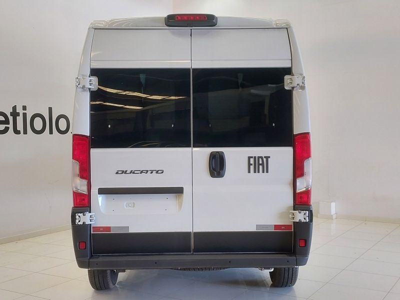 Fiat Ducato Minibus LUXO 13M 16L 2.2 2025/2026 BETIOLO NOVOS E SEMINOVOS LAJEADO / Carros no Vale Fiat Ducato Minibus LUXO 13M 16L 2.2 2025/2026 BETIOLO NOVOS E SEMINOVOS LAJEADO / Carros no Vale