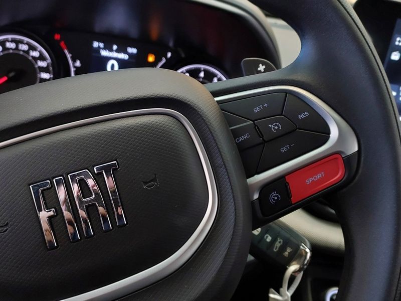Fiat FASTBACK 1.0 TURBO 200 FLEX CVT 2025/2026 BETIOLO NOVOS E SEMINOVOS LAJEADO / Carros no Vale