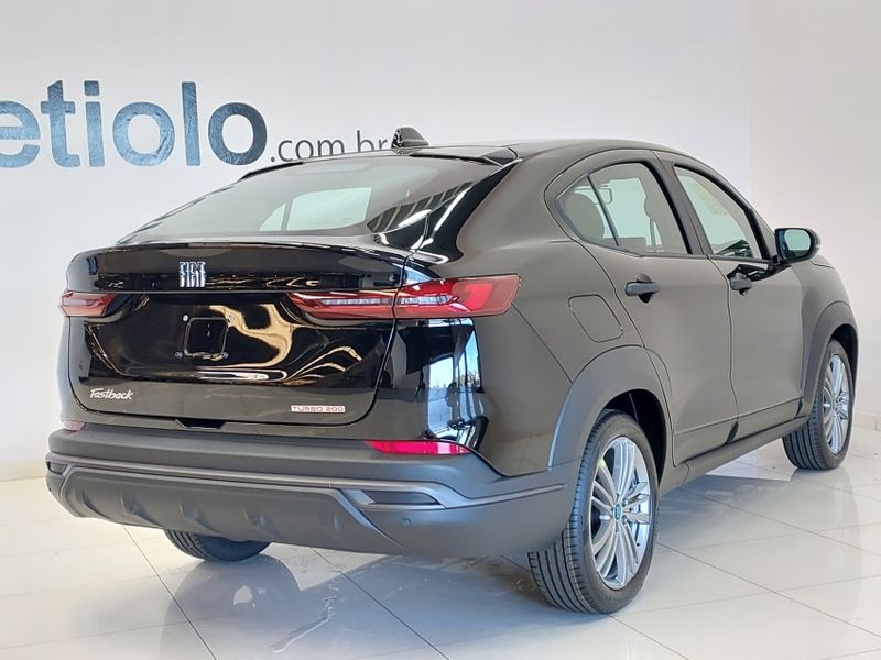 Fiat FASTBACK 1.0 TURBO 200 FLEX CVT 2025/2026 BETIOLO NOVOS E SEMINOVOS LAJEADO / Carros no Vale