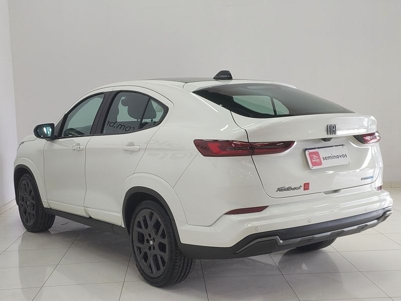 Fiat FASTBACK 1.0 TURBO 200 HYBRID IMPETUS CVT 2025/2026 BETIOLO NOVOS E SEMINOVOS LAJEADO / Carros no Vale Fiat FASTBACK 1.0 TURBO 200 HYBRID IMPETUS CVT 2025/2026 BETIOLO NOVOS E SEMINOVOS LAJEADO / Carros no Vale