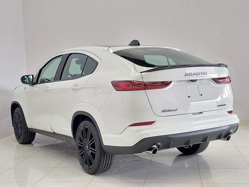 Fiat FASTBACK 1.3 TURBO 270 FLEX ABARTH AT6 2025/2026 BETIOLO NOVOS E SEMINOVOS LAJEADO / Carros no Vale