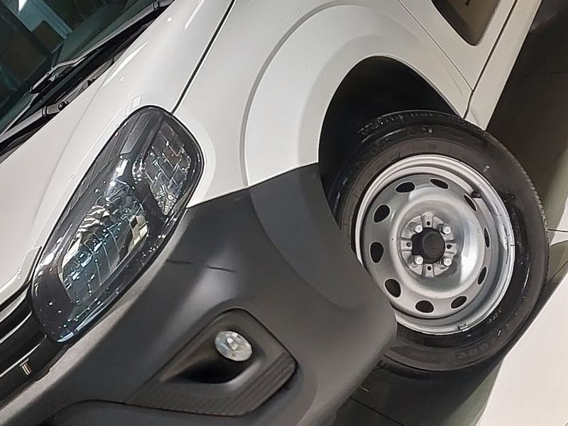 Fiat FIORINO 1.4 MPI FURGÃO ENDURANCE 8V FLEX 2P MANUAL 2023/2024 BETIOLO NOVOS E SEMINOVOS LAJEADO / Carros no Vale Fiat FIORINO 1.4 MPI FURGÃO ENDURANCE 8V FLEX 2P MANUAL 2023/2024 BETIOLO NOVOS E SEMINOVOS LAJEADO / Carros no Vale