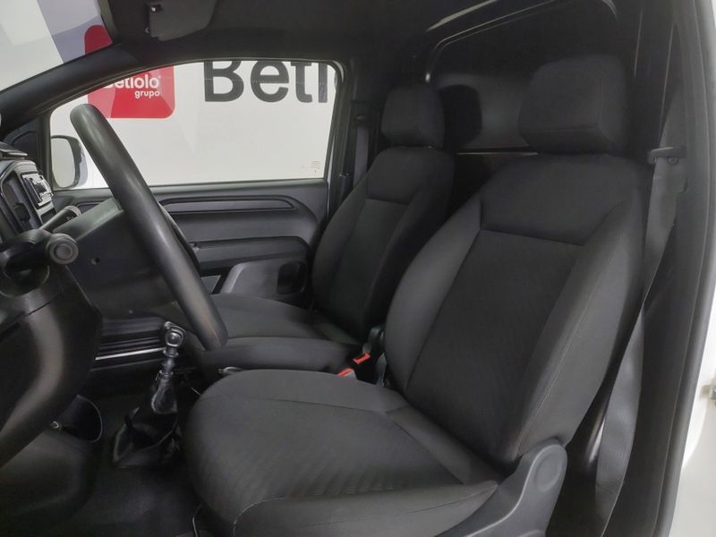 Fiat FIORINO 1.4 MPI FURGÃO ENDURANCE 8V FLEX 2P MANUAL 2023/2024 BETIOLO NOVOS E SEMINOVOS LAJEADO / Carros no Vale Fiat FIORINO 1.4 MPI FURGÃO ENDURANCE 8V FLEX 2P MANUAL 2023/2024 BETIOLO NOVOS E SEMINOVOS LAJEADO / Carros no Vale