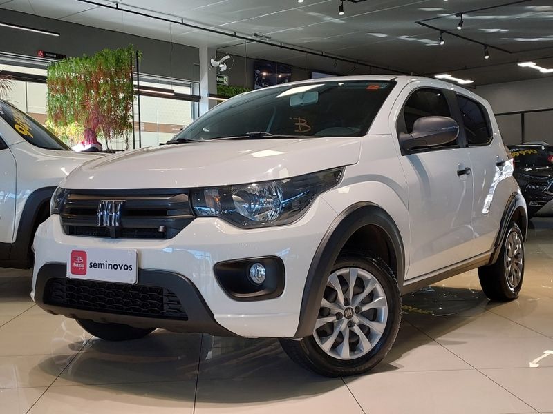 Fiat MOBI 1.0 EVO FLEX LIKE MANUAL 2024/2024 BETIOLO NOVOS E SEMINOVOS LAJEADO / Carros no Vale