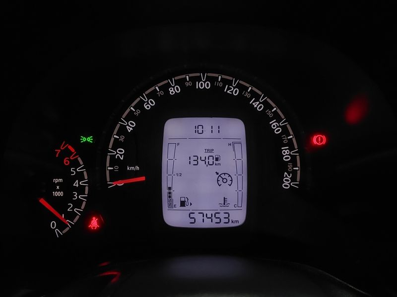 Fiat MOBI 1.0 EVO FLEX LIKE MANUAL 2024/2024 BETIOLO NOVOS E SEMINOVOS LAJEADO / Carros no Vale
