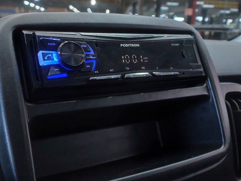 Fiat MOBI 1.0 EVO FLEX LIKE MANUAL 2023/2024 BETIOLO NOVOS E SEMINOVOS LAJEADO / Carros no Vale