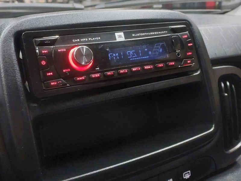 Fiat MOBI 1.0 EVO FLEX LIKE MANUAL 2024/2024 BETIOLO NOVOS E SEMINOVOS LAJEADO / Carros no Vale