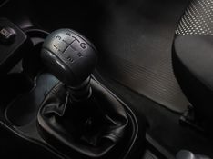 Fiat MOBI 1.0 EVO FLEX LIKE MANUAL 2023/2024 BETIOLO NOVOS E SEMINOVOS LAJEADO / Carros no Vale