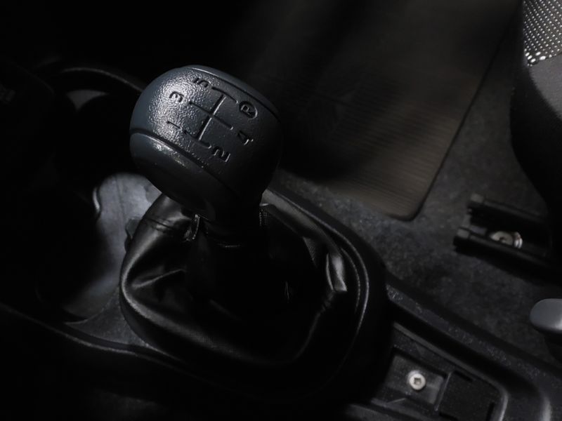 Fiat MOBI 1.0 EVO FLEX LIKE MANUAL 2023/2024 BETIOLO NOVOS E SEMINOVOS LAJEADO / Carros no Vale
