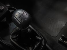 Fiat MOBI 1.0 EVO FLEX LIKE MANUAL 2023/2024 BETIOLO NOVOS E SEMINOVOS LAJEADO / Carros no Vale