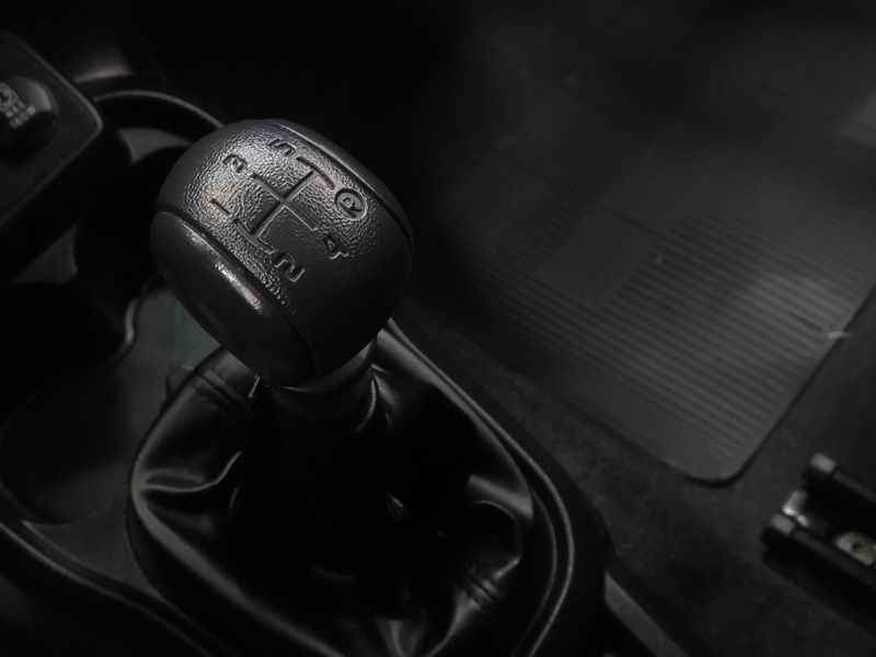 Fiat MOBI 1.0 EVO FLEX LIKE MANUAL 2023/2024 BETIOLO NOVOS E SEMINOVOS LAJEADO / Carros no Vale