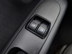 Fiat MOBI 1.0 EVO FLEX LIKE MANUAL 2023/2024 BETIOLO NOVOS E SEMINOVOS LAJEADO / Carros no Vale