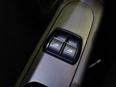 Fiat MOBI 1.0 EVO FLEX LIKE MANUAL 2023/2024 BETIOLO NOVOS E SEMINOVOS LAJEADO / Carros no Vale
