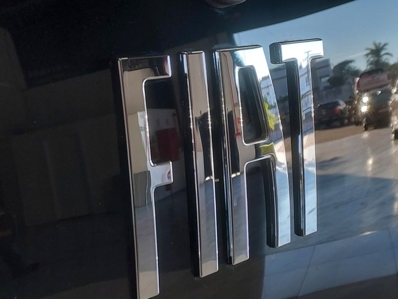 Fiat MOBI 1.0 EVO FLEX LIKE MANUAL 2023/2024 BETIOLO NOVOS E SEMINOVOS LAJEADO / Carros no Vale