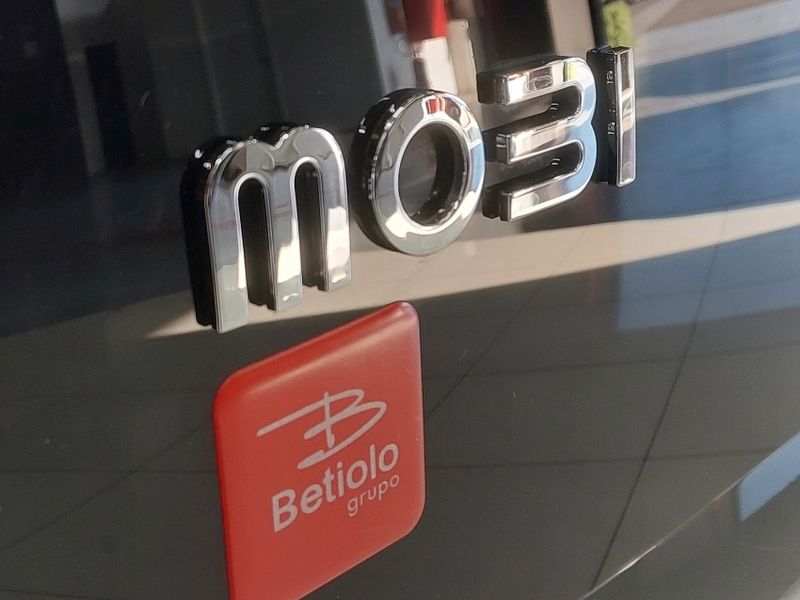 Fiat MOBI 1.0 EVO FLEX LIKE MANUAL 2023/2024 BETIOLO NOVOS E SEMINOVOS LAJEADO / Carros no Vale