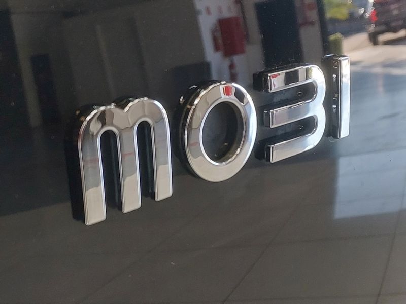 Fiat MOBI 1.0 EVO FLEX LIKE MANUAL 2023/2024 BETIOLO NOVOS E SEMINOVOS LAJEADO / Carros no Vale