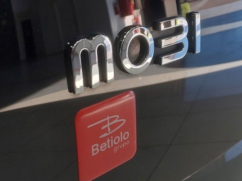 Fiat MOBI 1.0 EVO FLEX LIKE MANUAL 2023/2024 BETIOLO NOVOS E SEMINOVOS LAJEADO / Carros no Vale