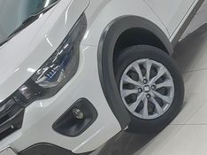 Fiat MOBI 1.0 EVO FLEX LIKE MANUAL 2024/2025 BETIOLO NOVOS E SEMINOVOS LAJEADO / Carros no Vale