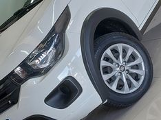 Fiat MOBI 1.0 EVO FLEX LIKE MANUAL 2023/2024 BETIOLO NOVOS E SEMINOVOS LAJEADO / Carros no Vale