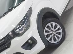 Fiat MOBI 1.0 EVO FLEX LIKE MANUAL 2023/2024 BETIOLO NOVOS E SEMINOVOS LAJEADO / Carros no Vale