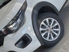 Fiat MOBI 1.0 EVO FLEX LIKE MANUAL 2023/2024 BETIOLO NOVOS E SEMINOVOS LAJEADO / Carros no Vale