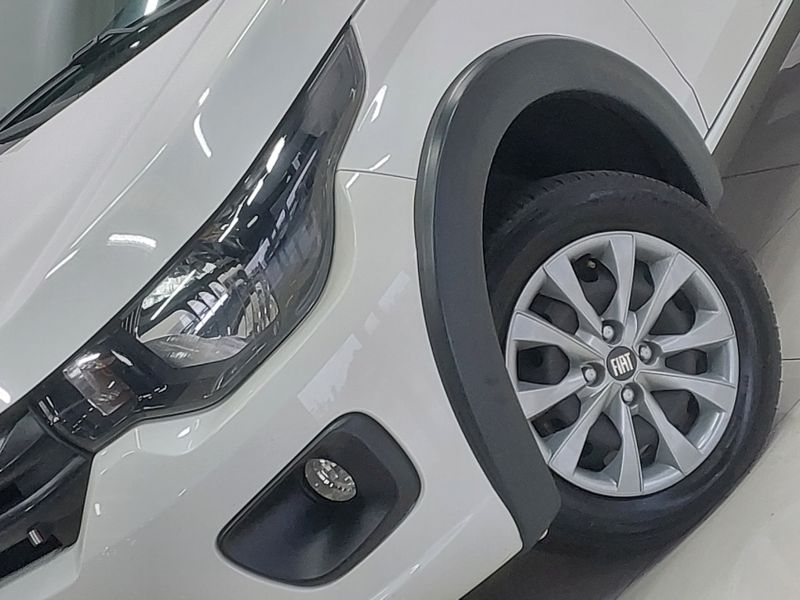 Fiat MOBI 1.0 EVO FLEX LIKE MANUAL 2024/2024 BETIOLO NOVOS E SEMINOVOS LAJEADO / Carros no Vale