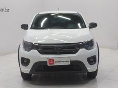Fiat MOBI 1.0 EVO FLEX LIKE MANUAL 2024/2025 BETIOLO NOVOS E SEMINOVOS LAJEADO / Carros no Vale