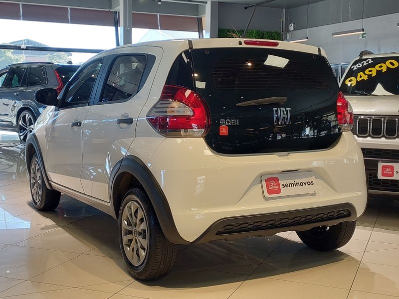 Fiat MOBI 1.0 EVO FLEX LIKE MANUAL 2024/2024 BETIOLO NOVOS E SEMINOVOS LAJEADO / Carros no Vale
