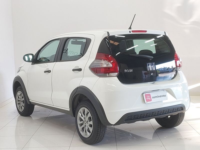 Fiat MOBI 1.0 EVO FLEX LIKE MANUAL 2023/2024 BETIOLO NOVOS E SEMINOVOS LAJEADO / Carros no Vale
