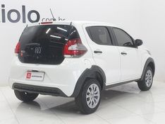 Fiat MOBI 1.0 EVO FLEX LIKE MANUAL 2023/2024 BETIOLO NOVOS E SEMINOVOS LAJEADO / Carros no Vale