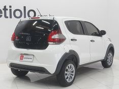 Fiat MOBI 1.0 EVO FLEX LIKE MANUAL 2024/2024 BETIOLO NOVOS E SEMINOVOS LAJEADO / Carros no Vale