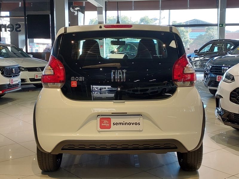 Fiat MOBI 1.0 EVO FLEX LIKE MANUAL 2023/2024 BETIOLO NOVOS E SEMINOVOS LAJEADO / Carros no Vale