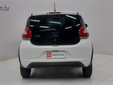 Fiat MOBI 1.0 EVO FLEX LIKE MANUAL 2024/2025 BETIOLO NOVOS E SEMINOVOS LAJEADO / Carros no Vale