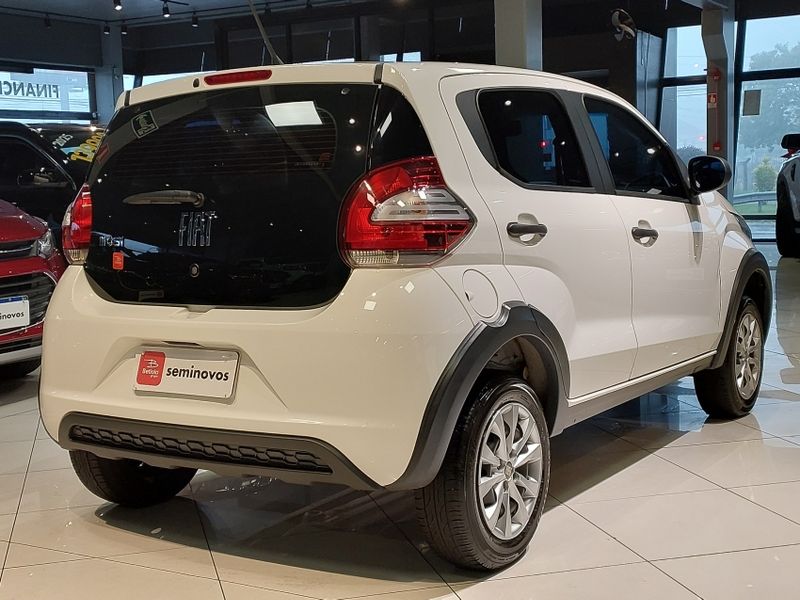 Fiat MOBI 1.0 EVO FLEX LIKE MANUAL 2023/2024 BETIOLO NOVOS E SEMINOVOS LAJEADO / Carros no Vale