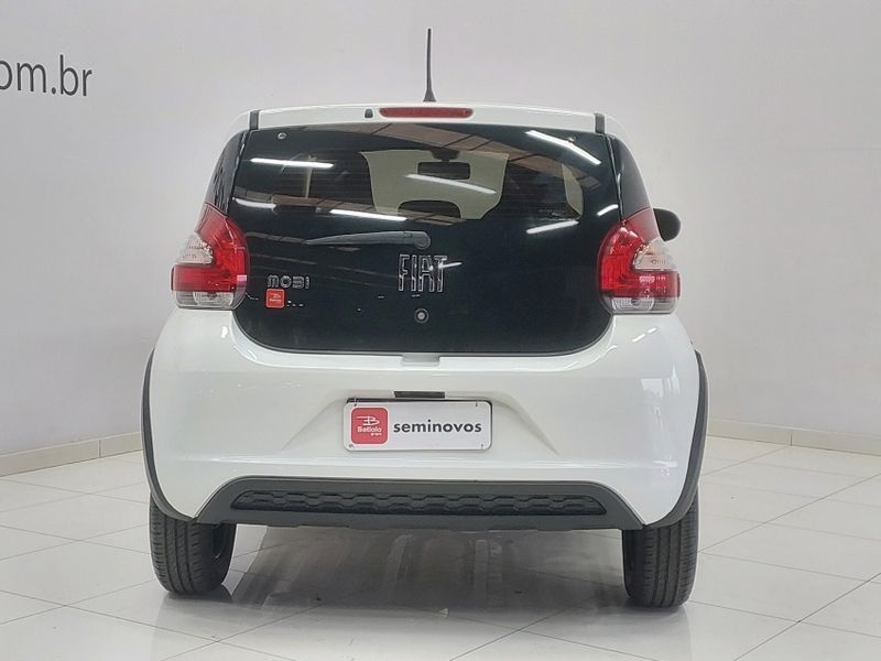 Fiat MOBI 1.0 EVO FLEX LIKE MANUAL 2023/2024 BETIOLO NOVOS E SEMINOVOS LAJEADO / Carros no Vale