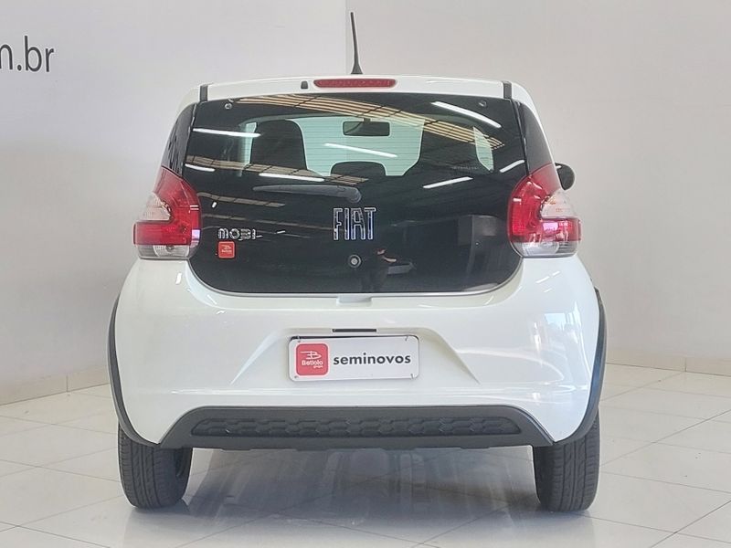 Fiat MOBI 1.0 EVO FLEX LIKE MANUAL 2023/2024 BETIOLO NOVOS E SEMINOVOS LAJEADO / Carros no Vale
