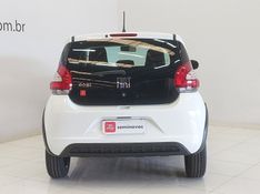 Fiat MOBI 1.0 EVO FLEX LIKE MANUAL 2024/2025 BETIOLO NOVOS E SEMINOVOS LAJEADO / Carros no Vale