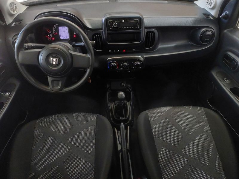 Fiat MOBI 1.0 EVO FLEX LIKE MANUAL 2023/2024 BETIOLO NOVOS E SEMINOVOS LAJEADO / Carros no Vale