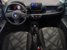 Fiat MOBI 1.0 EVO FLEX LIKE MANUAL 2023/2024 BETIOLO NOVOS E SEMINOVOS LAJEADO / Carros no Vale
