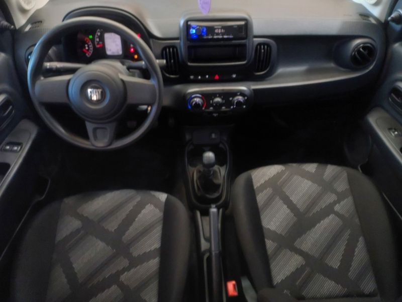 Fiat MOBI 1.0 EVO FLEX LIKE MANUAL 2023/2024 BETIOLO NOVOS E SEMINOVOS LAJEADO / Carros no Vale