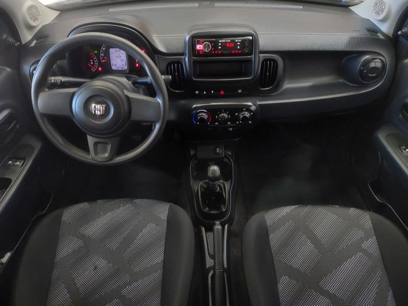 Fiat MOBI 1.0 EVO FLEX LIKE MANUAL 2023/2024 BETIOLO NOVOS E SEMINOVOS LAJEADO / Carros no Vale