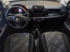 Fiat MOBI 1.0 EVO FLEX LIKE MANUAL 2022/2023 BETIOLO NOVOS E SEMINOVOS LAJEADO / Carros no Vale