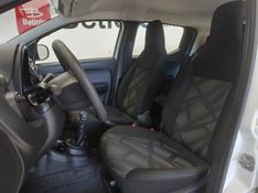 Fiat MOBI 1.0 EVO FLEX LIKE MANUAL 2023/2023 BETIOLO NOVOS E SEMINOVOS LAJEADO / Carros no Vale