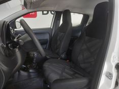 Fiat MOBI 1.0 EVO FLEX LIKE MANUAL 2023/2023 BETIOLO NOVOS E SEMINOVOS LAJEADO / Carros no Vale