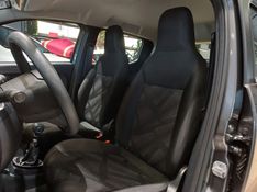 Fiat MOBI 1.0 EVO FLEX LIKE MANUAL 2023/2024 BETIOLO NOVOS E SEMINOVOS LAJEADO / Carros no Vale