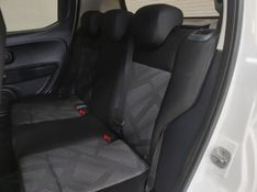 Fiat MOBI 1.0 EVO FLEX LIKE MANUAL 2023/2024 BETIOLO NOVOS E SEMINOVOS LAJEADO / Carros no Vale